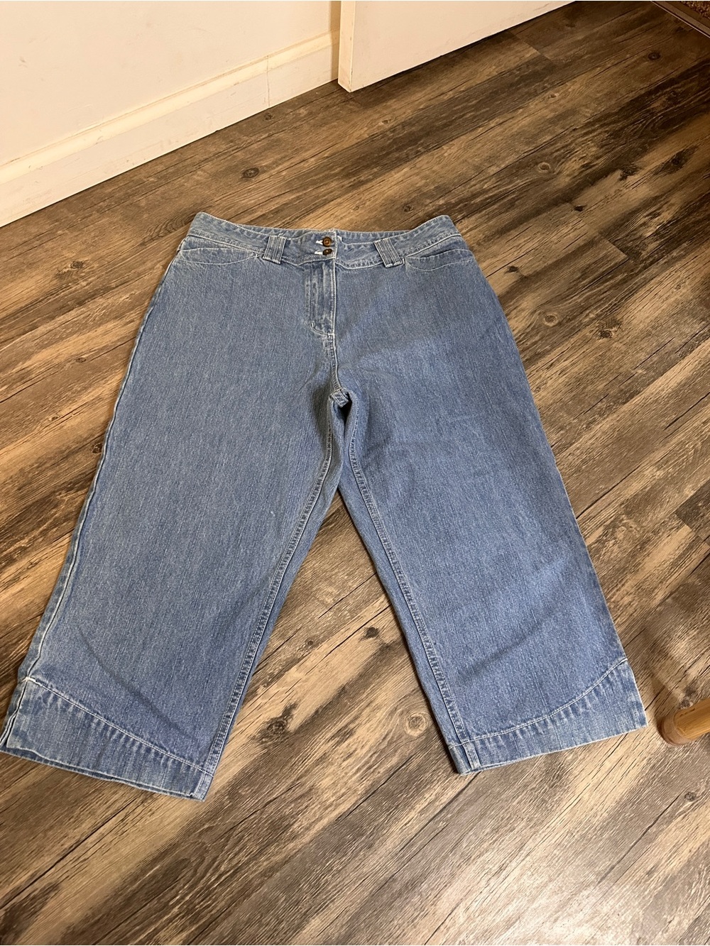 Christopher & Banks Light Blue Cropped capris